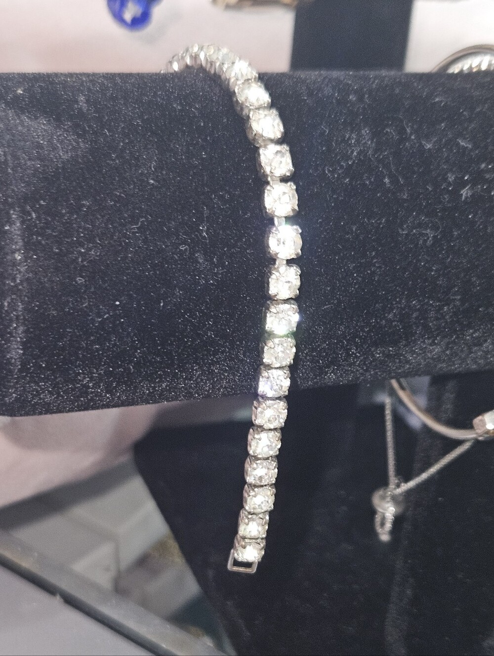 Kramer Vintage Rhinestone Tennis Bracelet - Signed.  Classic Mid‑Century Sparkle